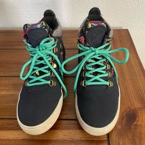 Inkkas Women's Sneakers - Black and Teal